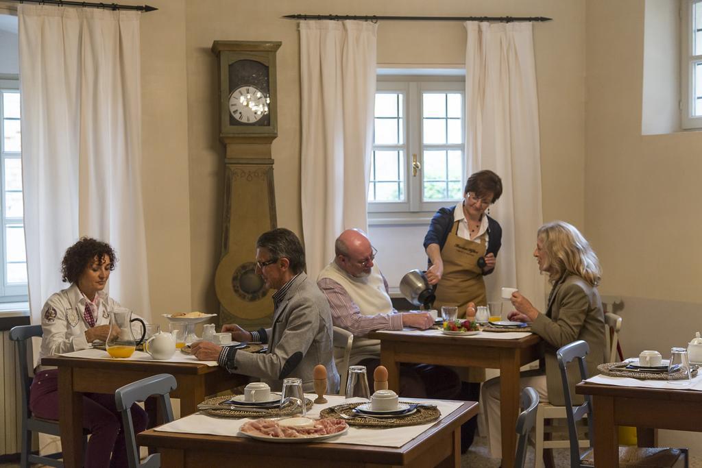 Marchesi Alfieri - Cantine E Ospitalita San Martino Alfieri Ngoại thất bức ảnh